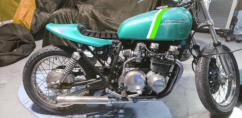 Custom Exhaust Pipes and Exhaust Wrap Suzuki GS550 Cafe Racer